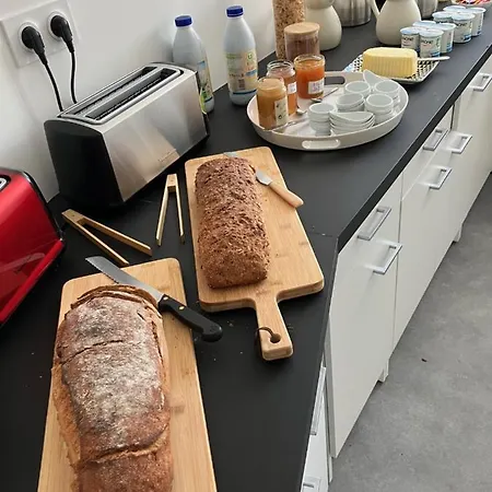 La Maison Des Hotes فندق مبيت وإفطار La Motte-du-Caire