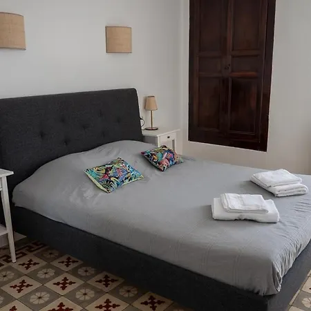 فندق مبيت وإفطار La Maison Des Hotes