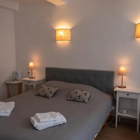 Oda ve Kahvaltı La Maison Des Hotes *