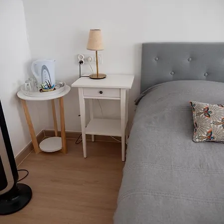 La Maison Des Hotes فندق مبيت وإفطار La Motte-du-Caire