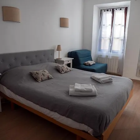 Oda ve Kahvaltı La Maison Des Hotes *