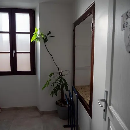 La Maison Des Hotes Oda ve Kahvaltı