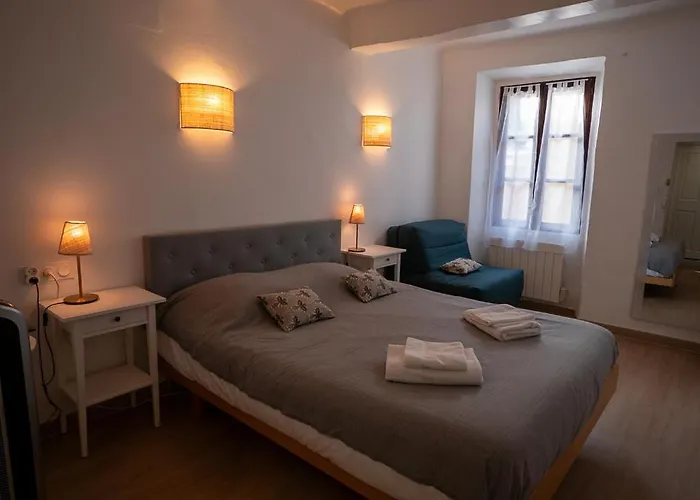 Panzió La Maison Des Hotes