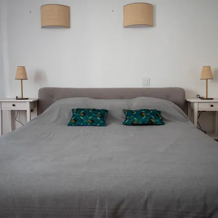 La Maison Des Hôtes *