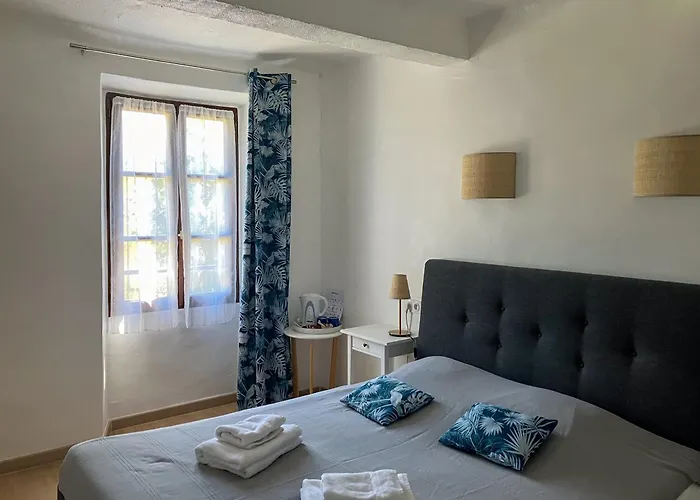 La Maison Des Hôtes Couette-café La Motte-du-Caire